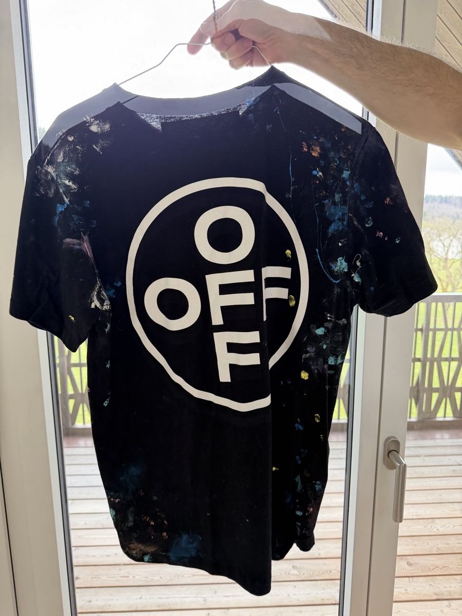Off-White T-shirt: Off-White T-Shirt Paint Splatter Schwarz, Grösse L – Nuovo (secondo la descrizione) da Zürich venduto da gilbert_co 1