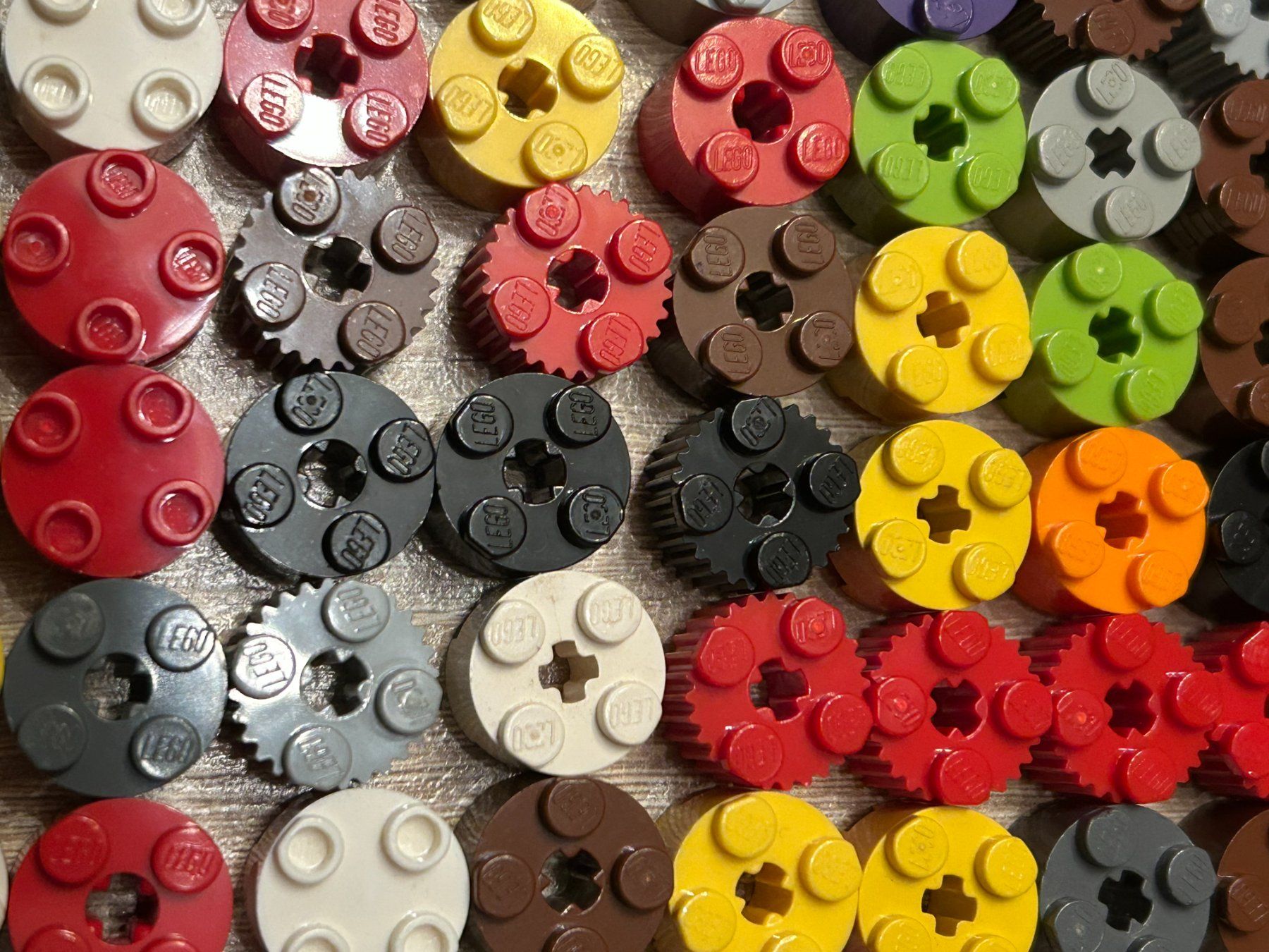 Lego Spielzeuge: 100 Lego Technik grosse Grundbausteine – Gebraucht aus Volketswil von Daniel68ernst 5
