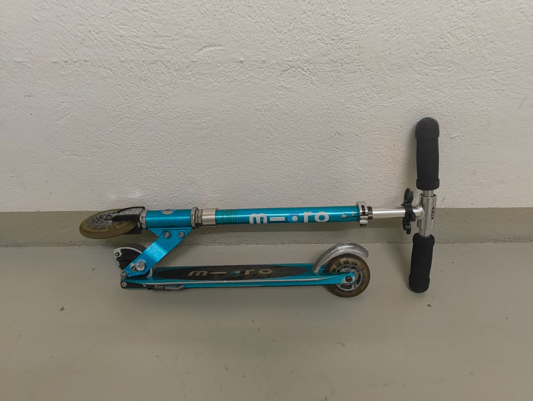 Micro Kickboard: Micro Sprite LED Scooter / Kickboard / Trottinett – Usato da Zumikon venduto da Jorgen_Peter 3
