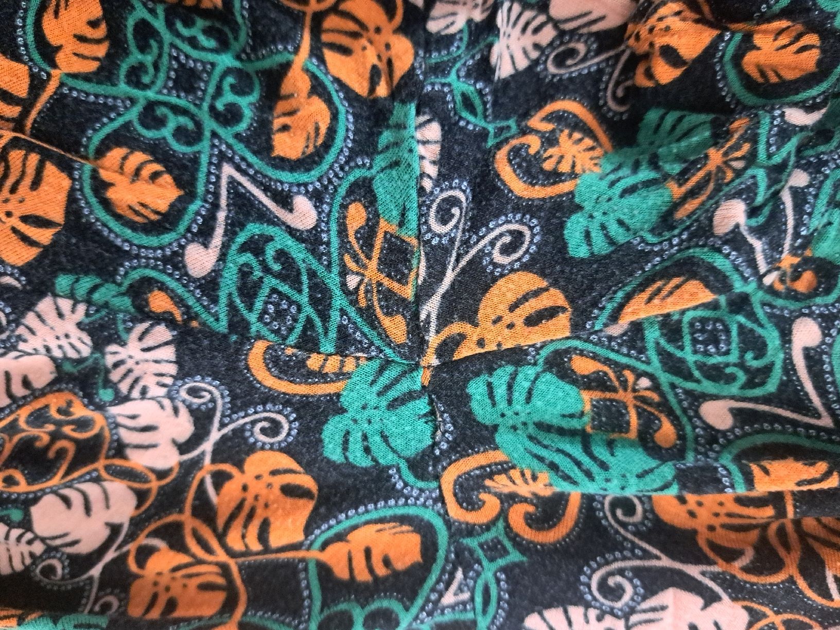 H&M Pantaloni: H&M Sommerhose Grösse L – Usato da Weisslingen venduto da Horvi_09 1