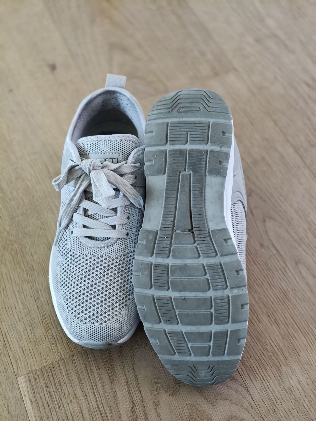 Scarpe per ragazzi: Lanetti Jungen Sneaker, Gr. 40, hellgrau, gut erhalten – Usato da Winterthur venduto da meci02 2