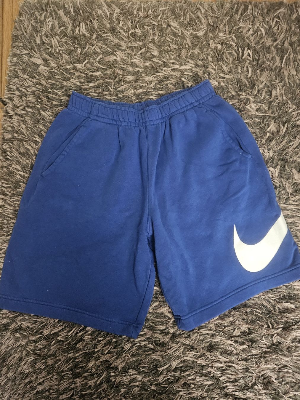 Nike Pantaloni: Nike Hose Shorts Gr.M – Usato da Emmenbrücke venduto da TopGato