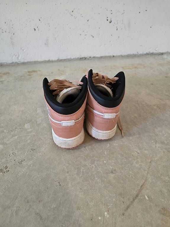 Scarpe da uomo: Nike Air Jordan Rose – Usato da Herisau venduto da and_zky9 2
