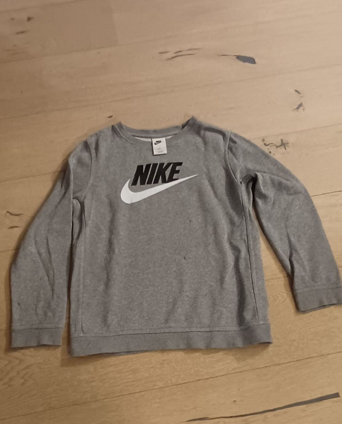 Nike Maglioni & Felpe: Nike Pullover 147-158 – Usato da Wahlendorf venduto da Irba