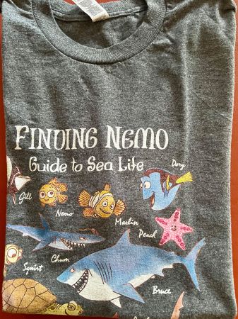 Disney Pixar Finding Nemo Guide to Sea Life T-Shirt Gr. M