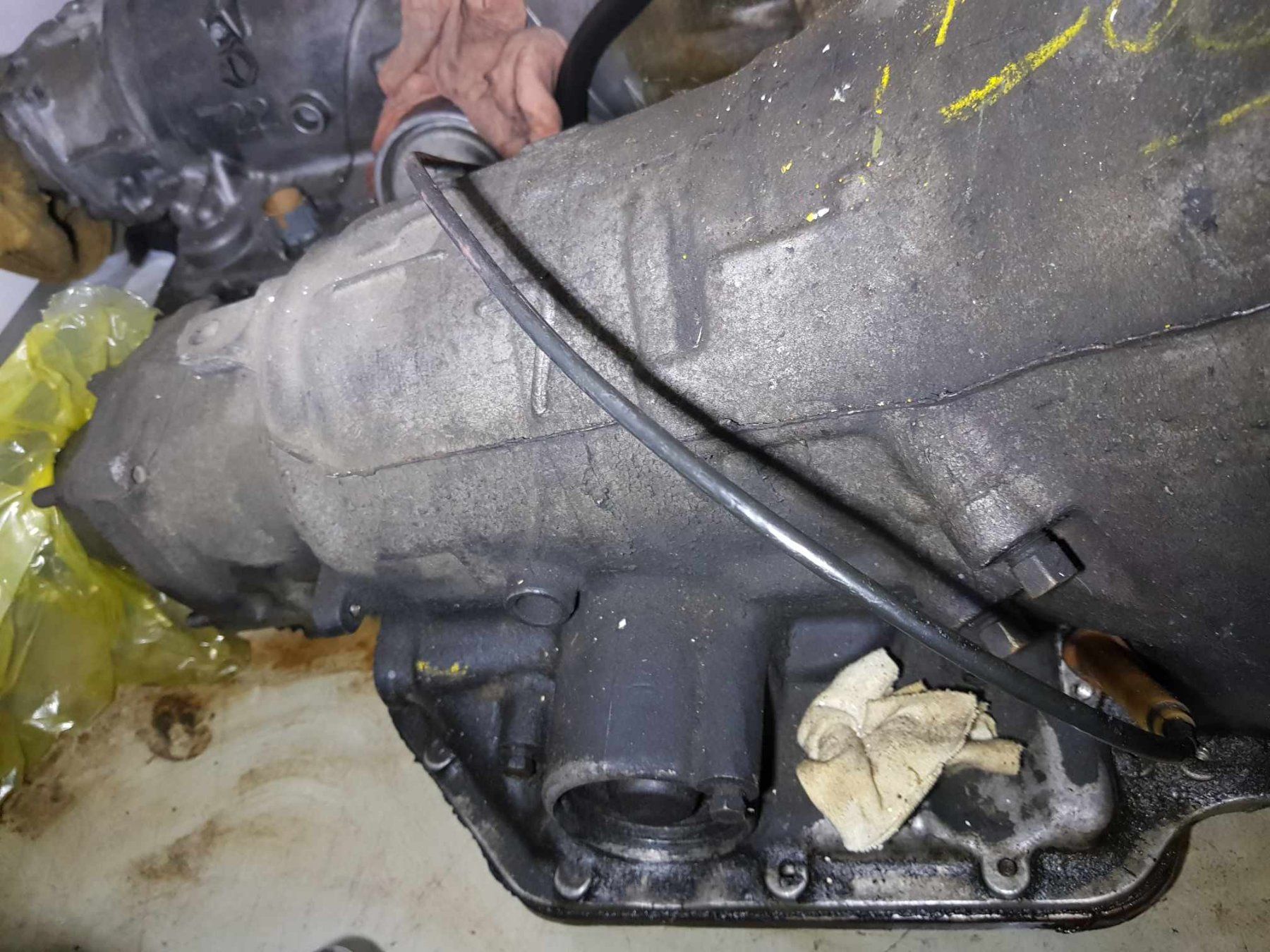 GM Tutti pezzi di ricambio auto: GM Automatikgetriebe TH350 BOP – Usato da Niedergösgen venduto da usc_8fsx 2