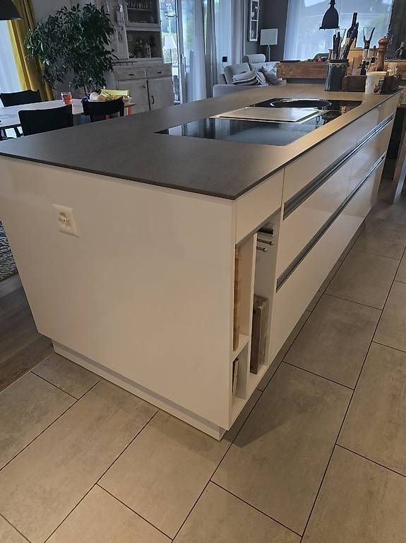 Cucine complete: Kücheninsel- weiss hochglanz – Usato da Guntershausen venduto da acsirp 1