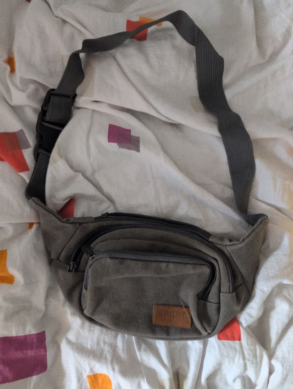 Borse: Bauchtasche/Gürteltasche, Grau, Vielseitig – Usato da Langenthal venduto da sel_y97v