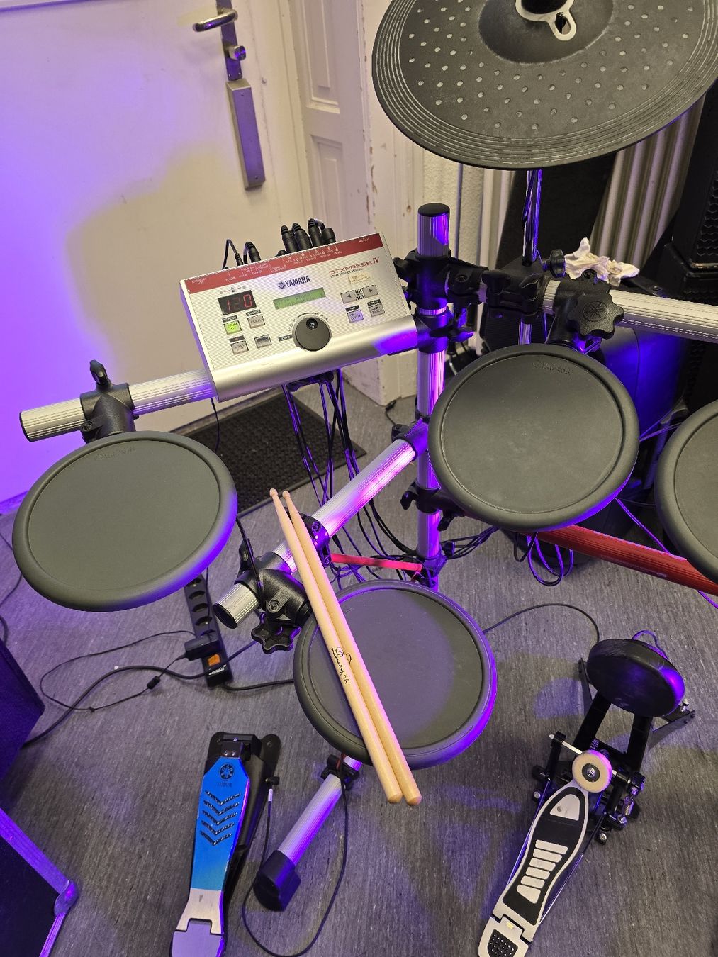 Yamaha Instruments de musique: Yamaha DTXPRESS IV Standard Set E - DRUMS – D'occasion à Zürich par Roy-Events-Zurich 2