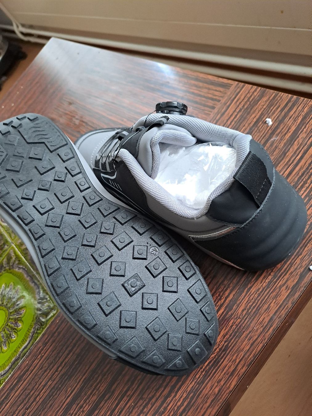 Herrenschuhe: Knar Freizeitschuhe, neuwertig, Grösse 43, Grau/Schwarz – Neu (gemäss Beschreibung) aus St. Gallen von arunjadhav76 2
