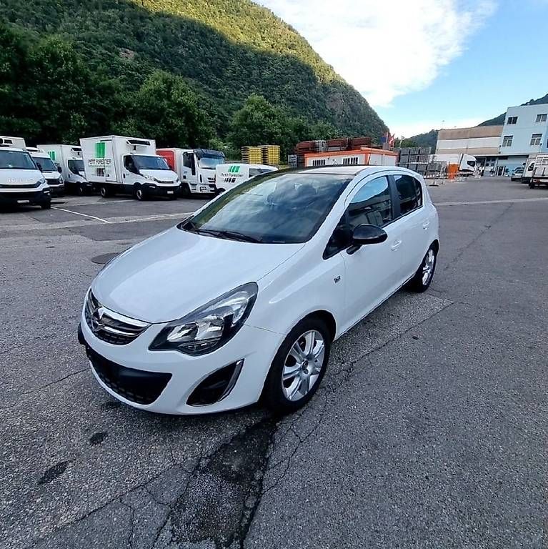 Autos: Opel corsa 1.4 automatica collaudata – Gebraucht aus Bironico von Maurizzio