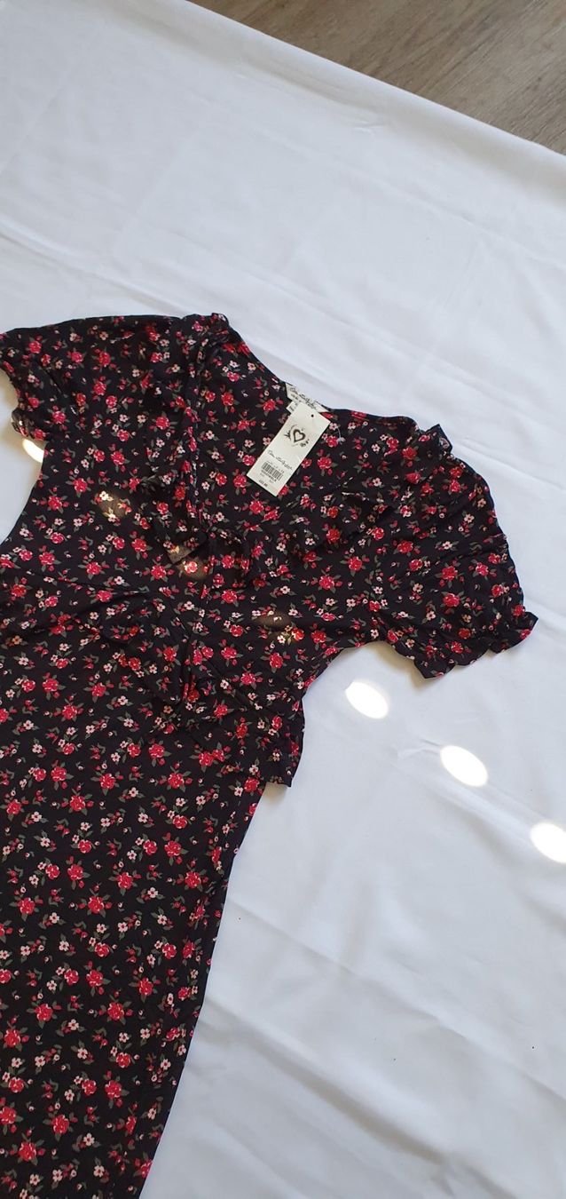 Vestiti: Geblümtes Maxikleid 40 – Nuovo (secondo la descrizione) da Niederbuchsiten venduto da klengyel 1
