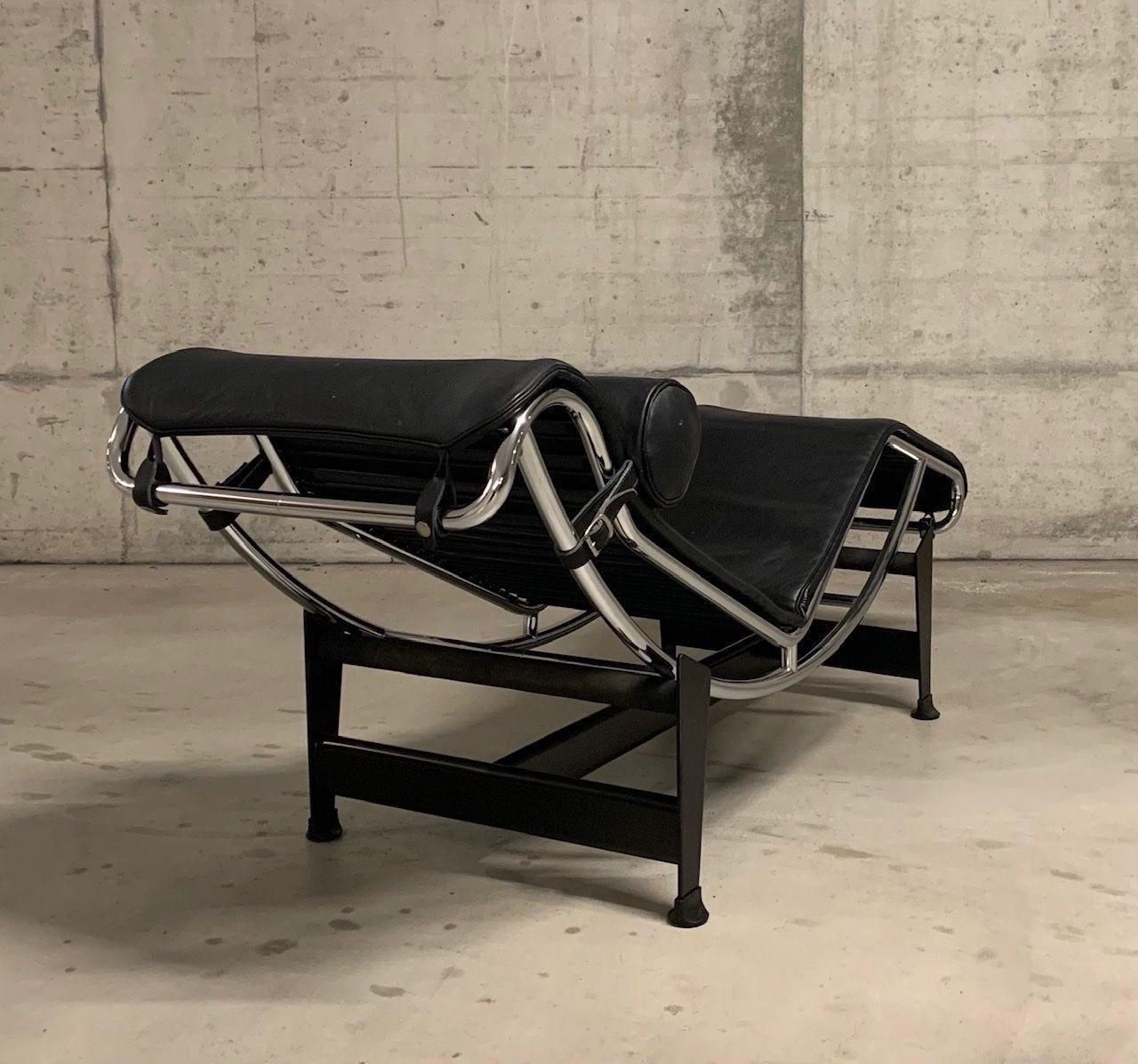 Cassina Liegen & Liegestühle: liege lc4 . le corbusier . cassina – Gebraucht aus Basel von Rmo4000 4