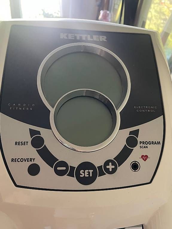 Kettler Hometrainer: Kettler Mondo LE Crosstrainer / Elliptical – Usato da Zürich venduto da FelineArtisan 3