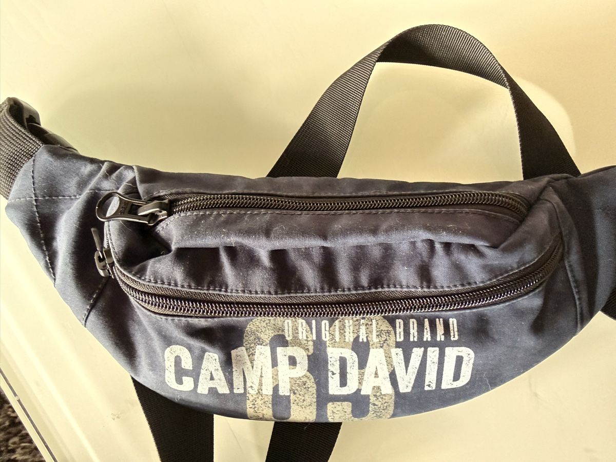 Camp David Borse: Camp David Bauchtasche Blau mit 2 Taschen – Usato da Sursee venduto da Betlaze 1