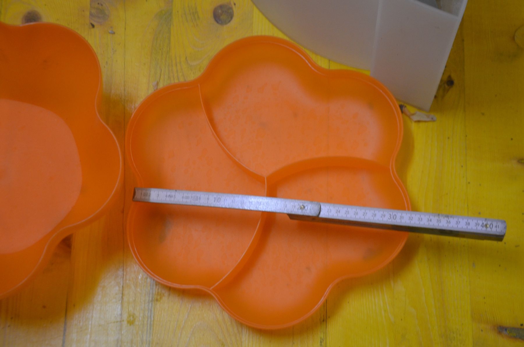 Tupperware Contenitori & Simili: APERO FLOWER TUPPERWARE – Usato da Chiasso venduto da Dolly015 2