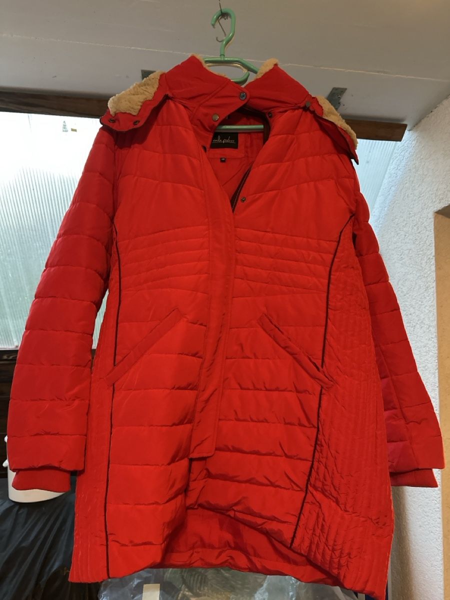 Cappotti: Wintermantel- Damen – Usato da Lupfig venduto da asg_5tqb
