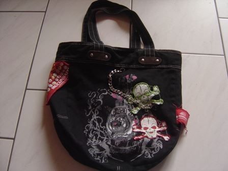 Borse da donna: lässige Mucundaiyi Tasche – Difettoso da Rottenschwil venduto da chnoblipress