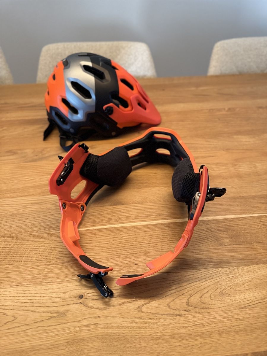 Bell Caschi: Bell Super 3R mils MTB Helm zweiteilig – Usato da Pfäffikon ZH venduto da michi_fluck 8