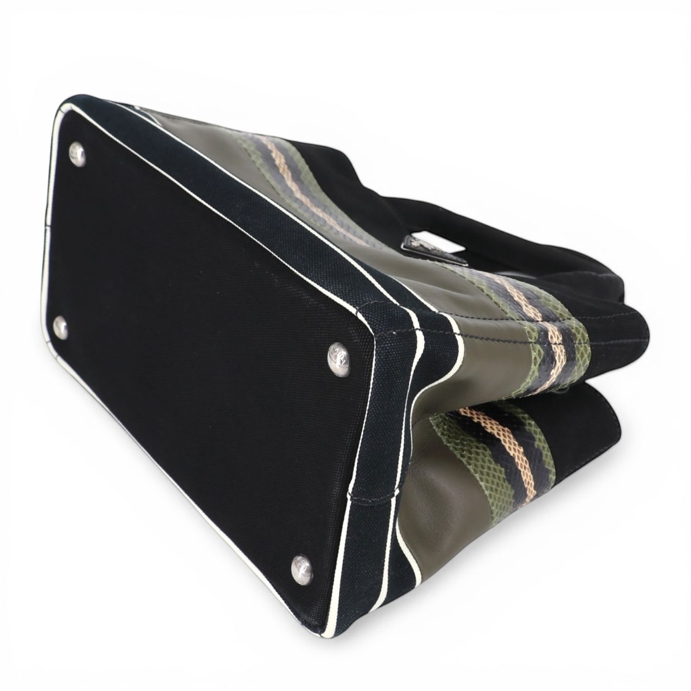 Prada Taschen für Damen: Prada Canapa schwarz/grün – Gebraucht aus Binningen von Designerlabels 7