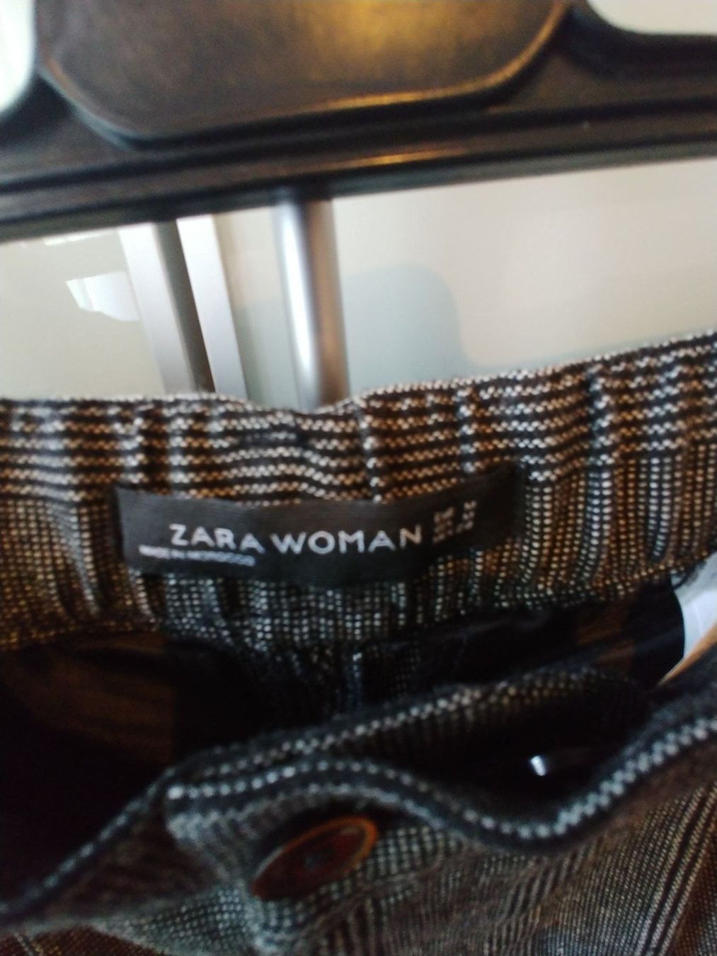 Zara Pantaloni: Hose Damen Gr. M – Nuovo (secondo la descrizione) da Bäriswil BE venduto da Rezz 2