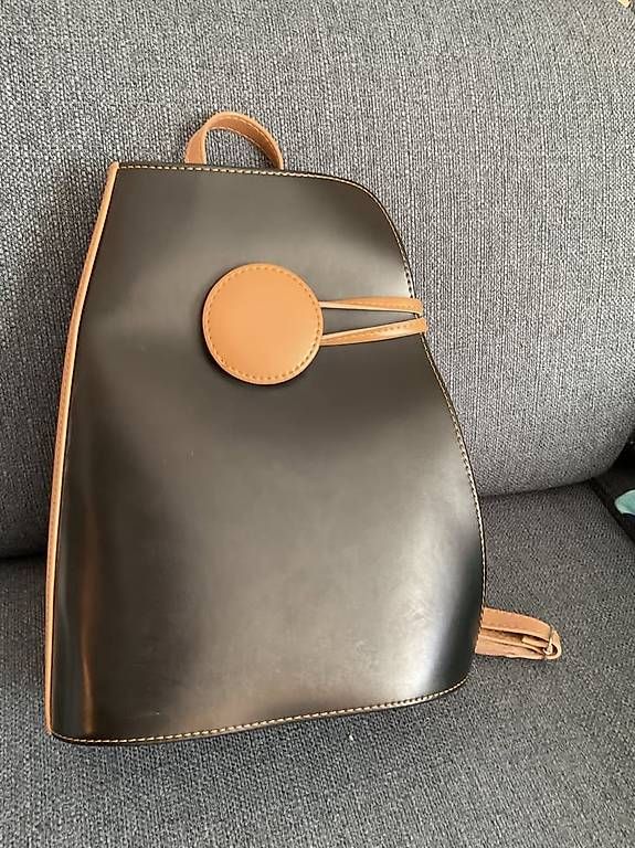 Rucksäcke: Sac à dos cuir comme neuf – Neu (gemäss Beschreibung) aus Icogne von luna.16