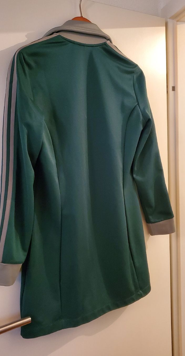 Adidas Giacche: veste longue verte adidas – Nuovo (secondo la descrizione) da Bex venduto da Eezolyl 1