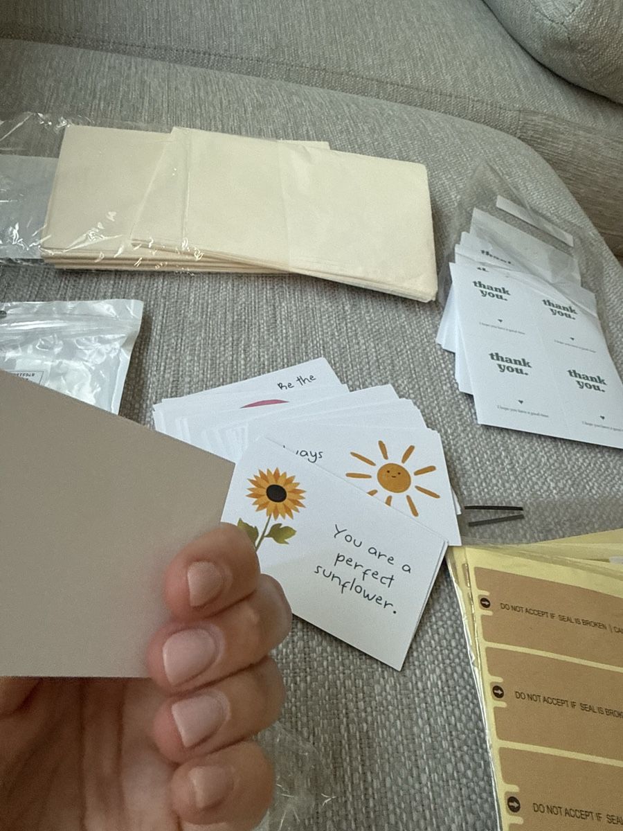 Kits de loisir créatif: Parcel wrapping items brand new!  – Neuf avec emballage d'origine à Genève par fat_5zzp 3