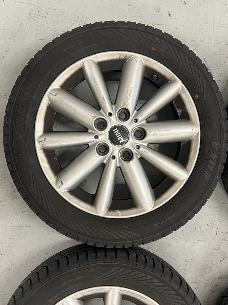 Mini Jantes: Winterkompletträder Mini Cooper 175/60/16 – D'occasion à Hünenberg par Auto-Klinik01 2