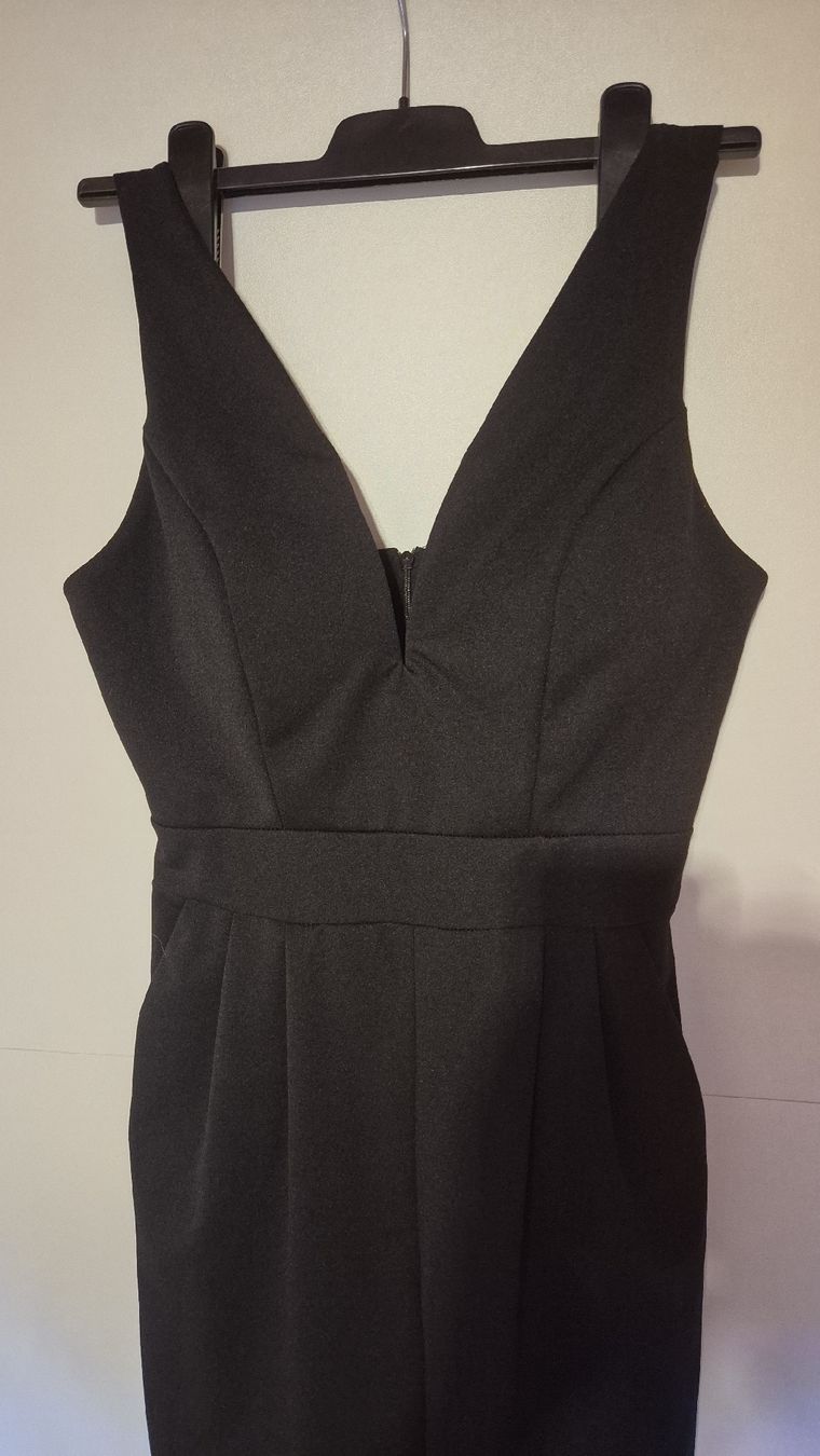Wal G. Tute: Wal G Jumpsuit elegant – Usato da Wengi b. Frutigen venduto da Corinne_22 2