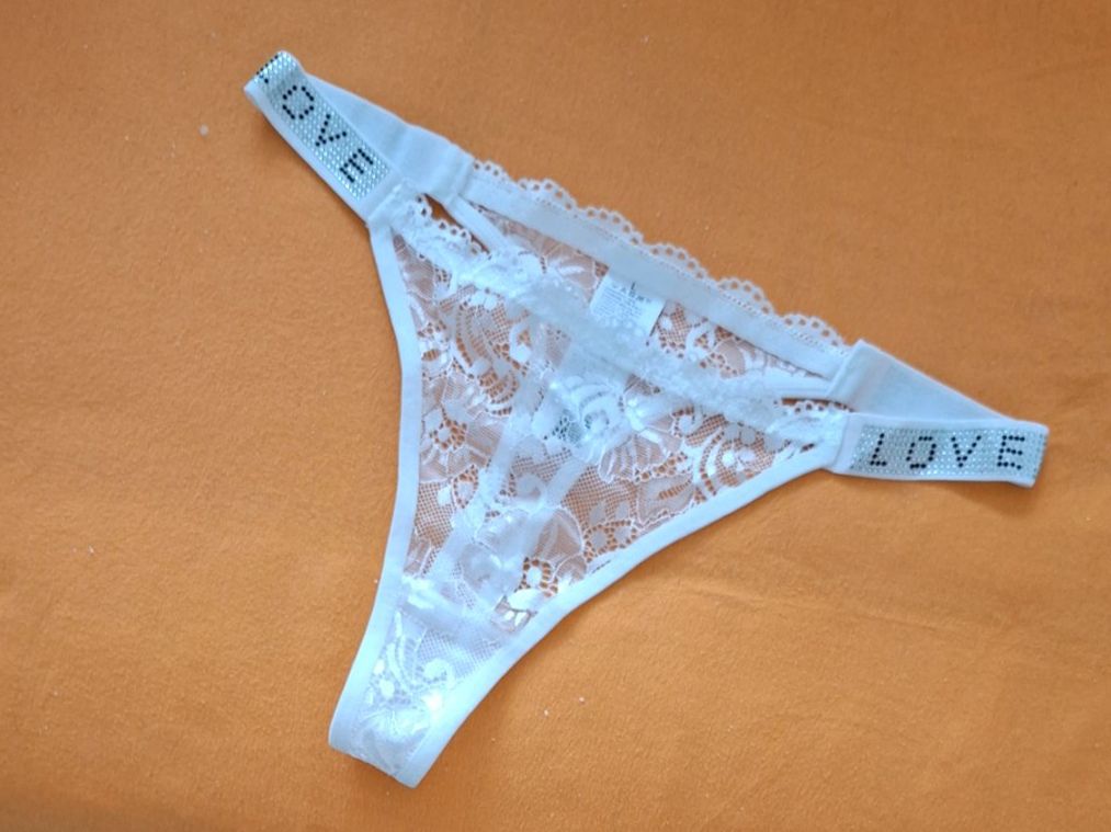 Altra biancheria intima: 1 schöner  Spitzen Tanga gr L – Nuovo (secondo la descrizione) da Reinach AG venduto da nicki024