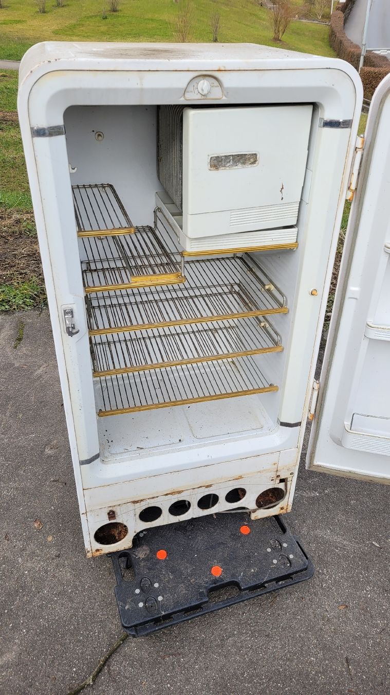 Bosch Frigoriferi: BOSCH Kühlschrank – Difettoso da Emmenbrücke venduto da yanndrechsler 8