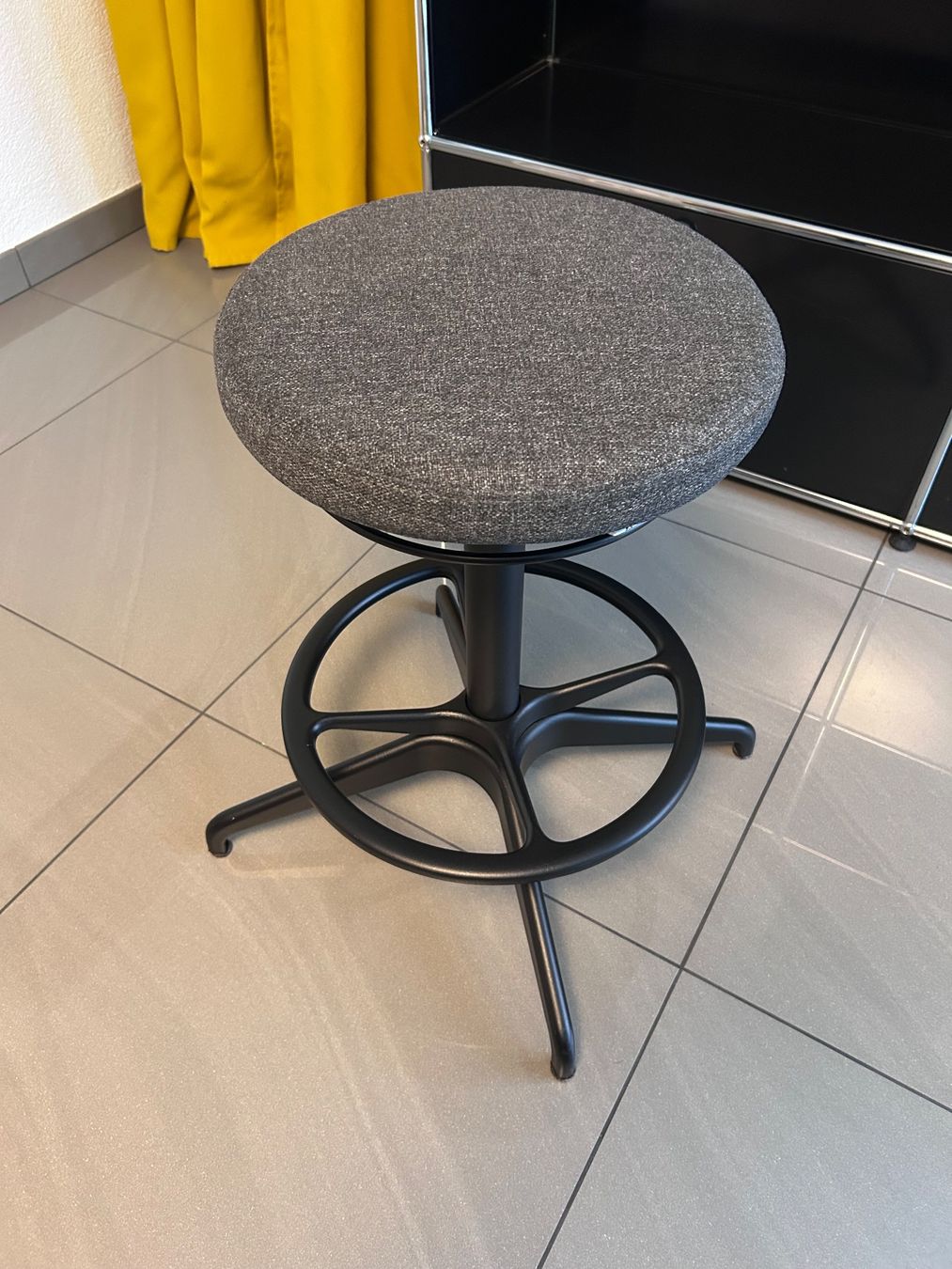 Ikea Chaises: Ikea Lidkullen Hocker / Stuhl – D'occasion à Rüti ZH par ann_k8jx 1