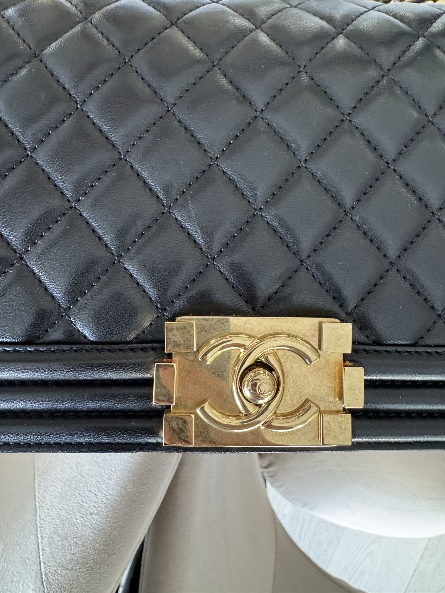 Chanel Borse da donna: CHANEL BOY Old Medium – Usato da Thalwil venduto da 28rainbow 4