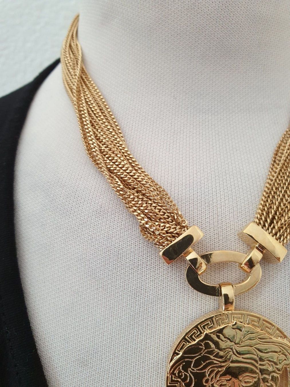 Versace Catenine: Versace Gianni High End Vintage Kette – Nuovo (secondo la descrizione) da Bottmingen venduto da sandy_2 4
