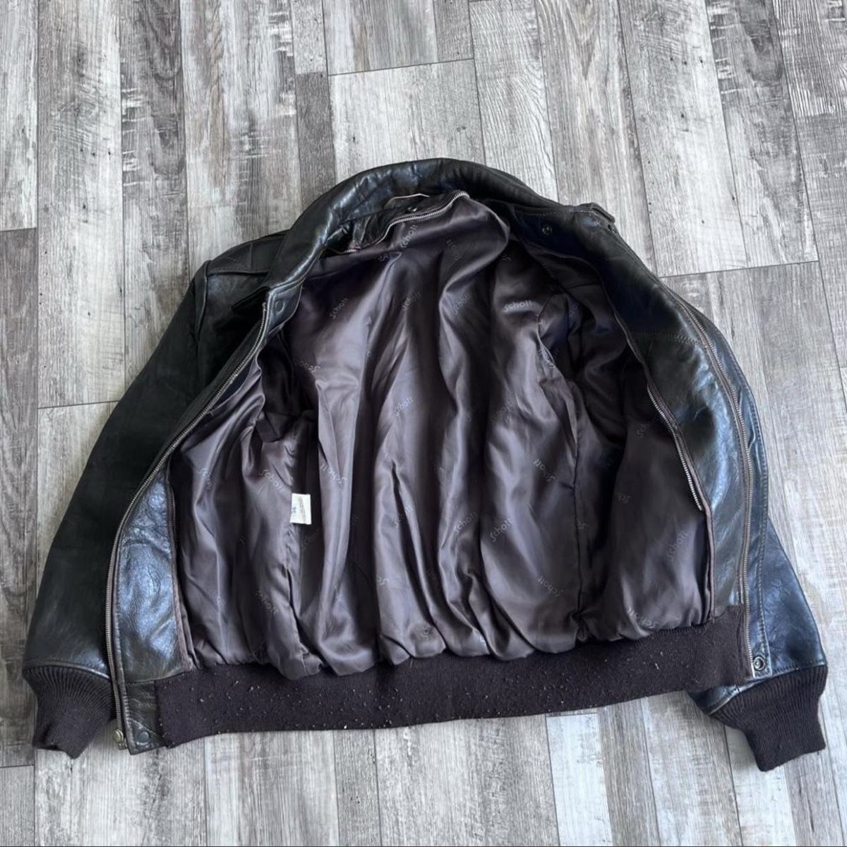 Jacken: Vintage Bomber Lederjacke – Gebraucht aus Zürich von anrich99 4