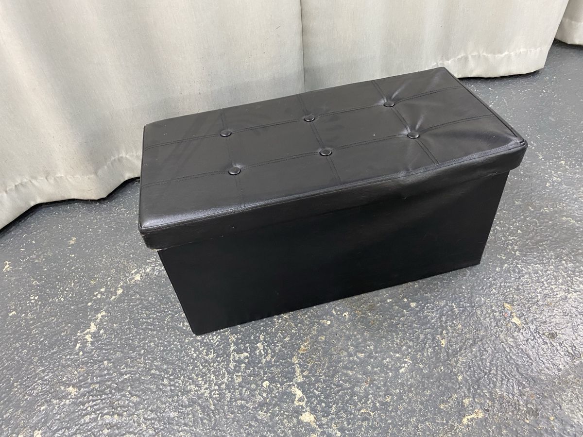 Hocker:  Stauraum Hocker – Gebraucht aus Hägglingen von Karin0802 1