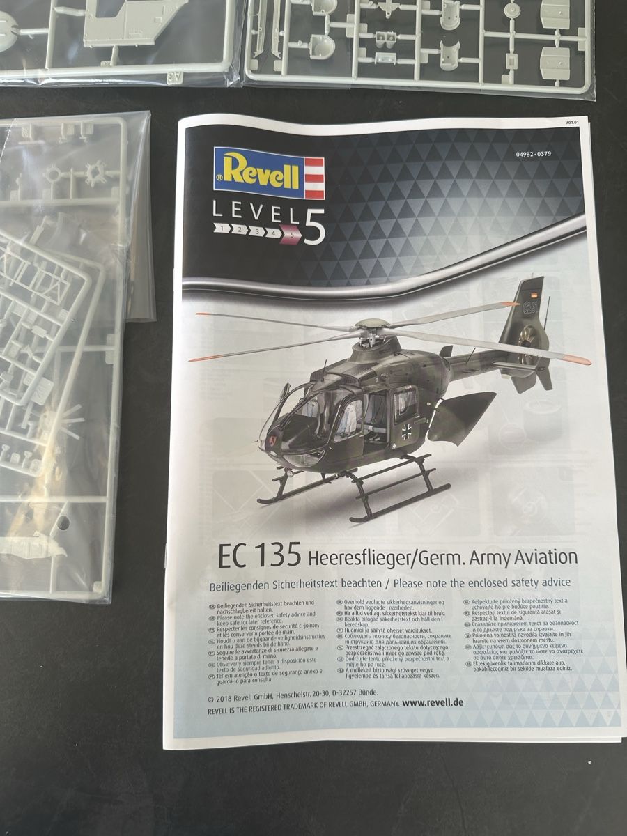 Revell Modellbausätze & Standmodelle: Revell Modelhubschrauber – Neu (gemäss Beschreibung) aus Egerkingen von Claudia_Flury 4