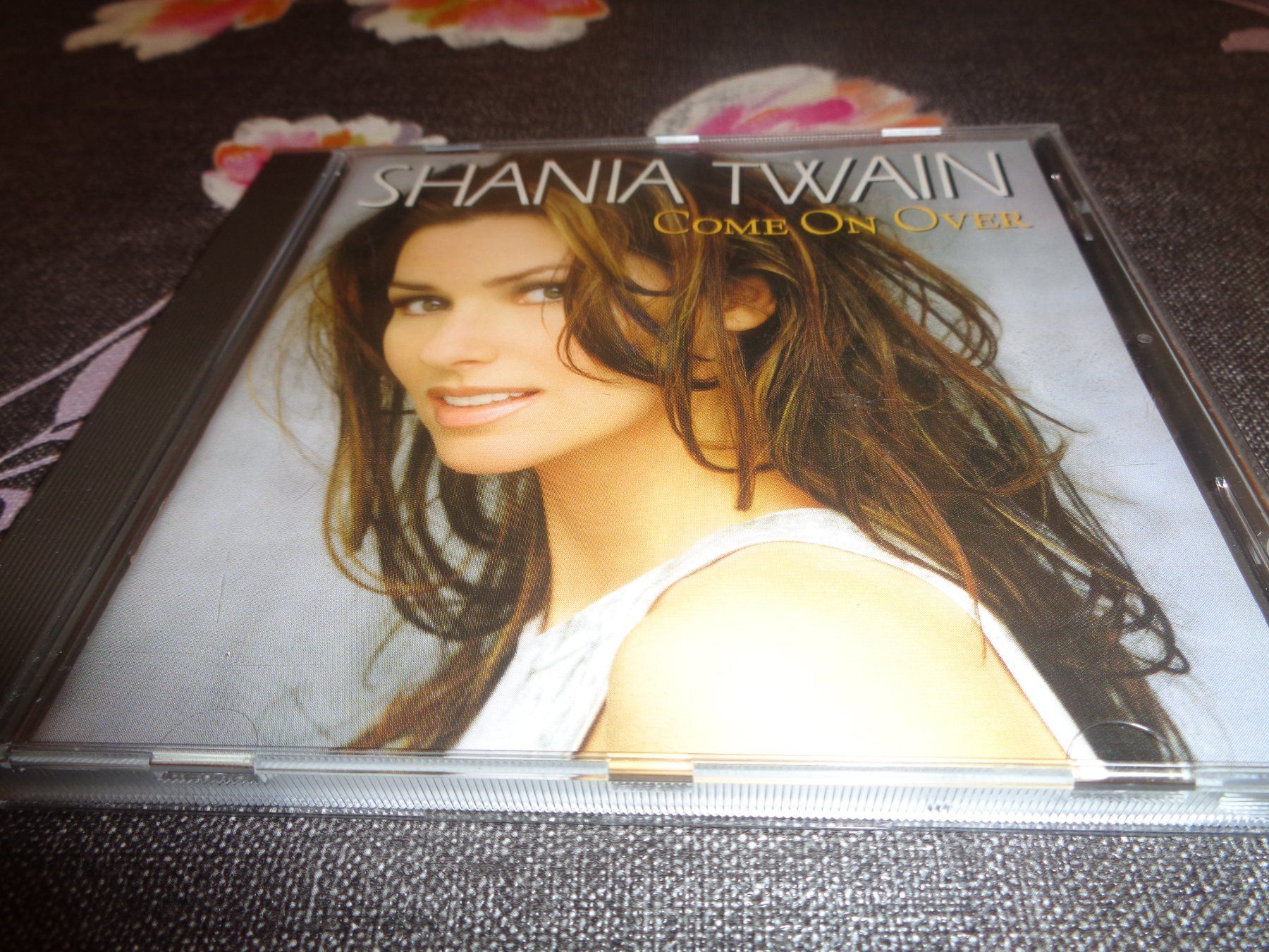 CD: Shania Twain - Come on Over CD – Usato da Olten venduto da Disc-Ausverkauf