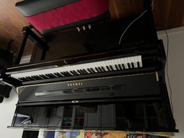 Yamaha TransAcoustic TA2U1– Silent Piano wie neu mit Zubehör