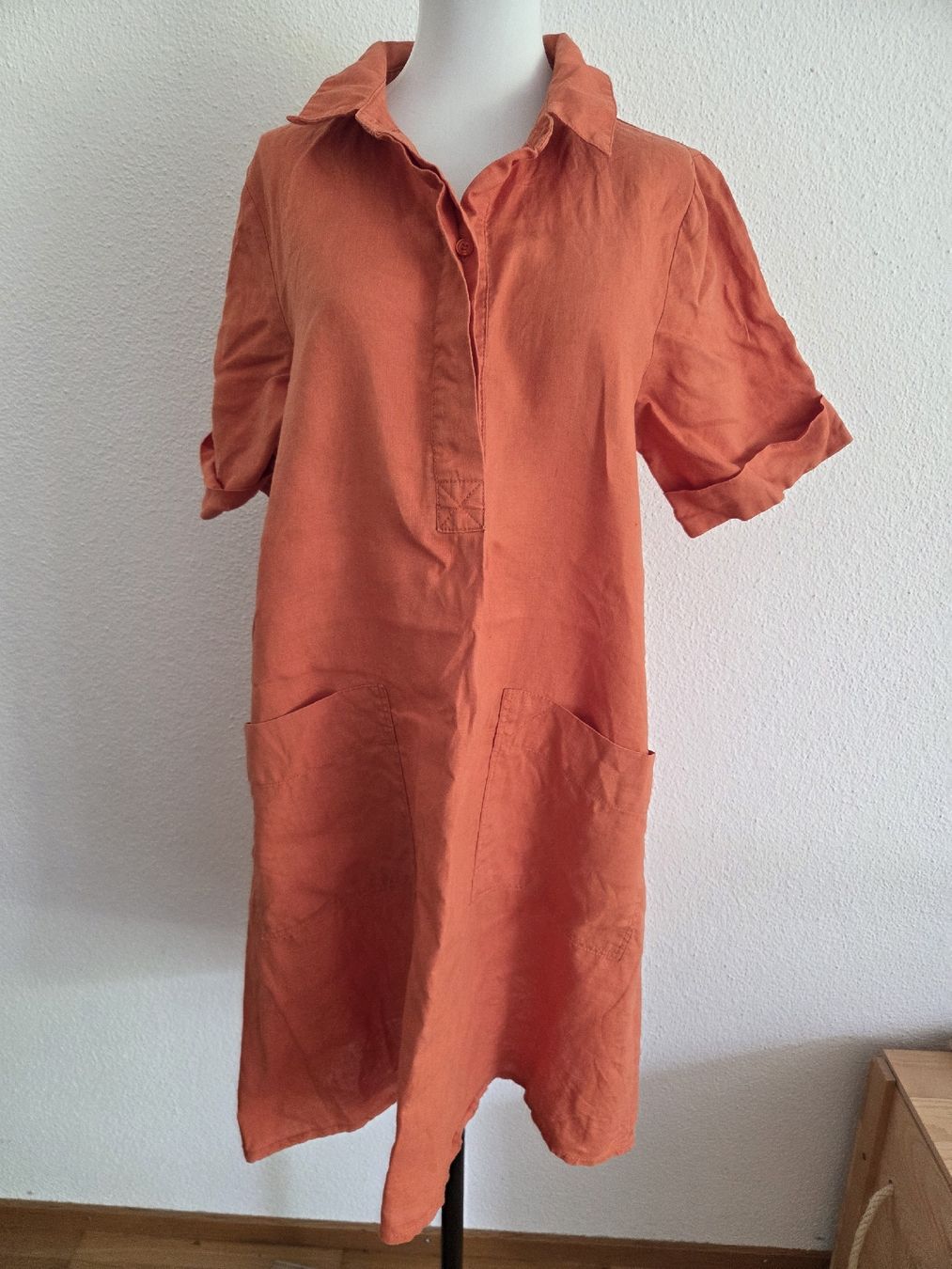 Kleider: Leinenkleid Gr. 40 – Gebraucht aus Hünenberg See von Atsemet 1