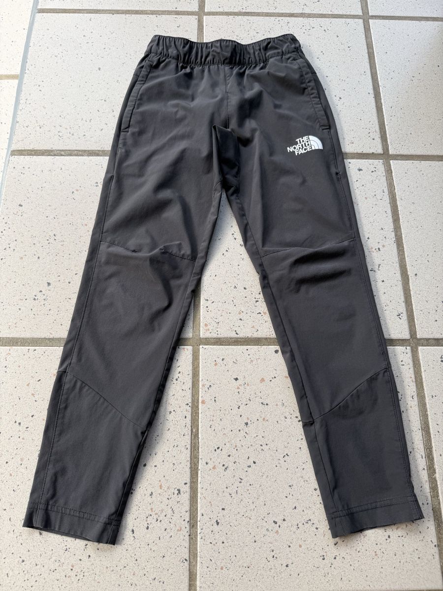 North Face Pantaloni: The North Face kinder hose gr S – Usato da Oberwil BL venduto da napetak