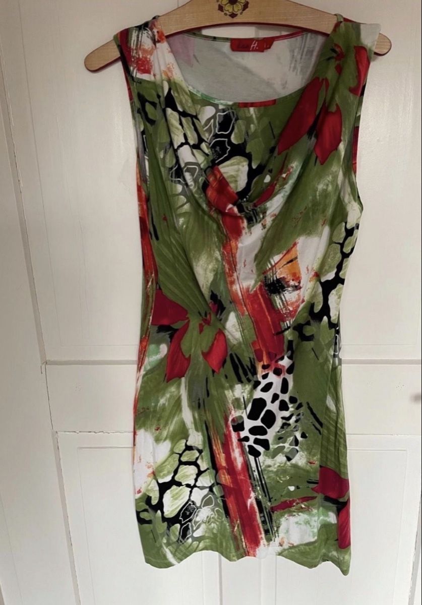 Robes: SOMMERKLEID GRÖSSE M – D'occasion à Dübendorf par ali_g7p8