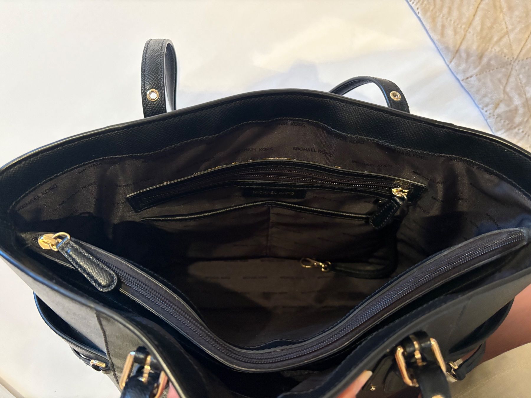 Michael Kors Borse da donna: Schwarz Lederhandtasche - Michael Kors – Usato da Langnau am Albis venduto da mha_2mts 8