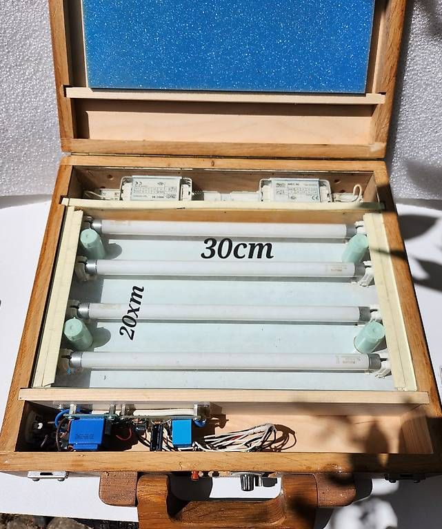 Reisekoffer: Valise à insoler les circuits imprimés – Gebraucht aus Estavayer le Lac von ver_8lc8
