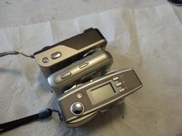 3 STUCK HP DIGITAL KAMERAS,MIT NORMAL BATTRY SCHÖN LÄÜFT