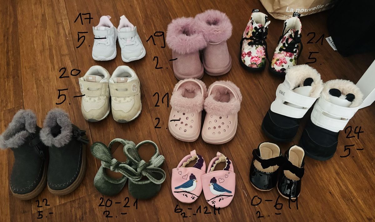 Schuhe für Mädchen: Mädchenschuhe – Gebraucht aus Steckborn von MMR2911
