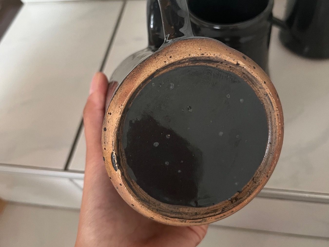 Tazze: 8 schwarze Ton Tassen - handgefertigt – Usato da Jonschwil venduto da juliana_pluess 2