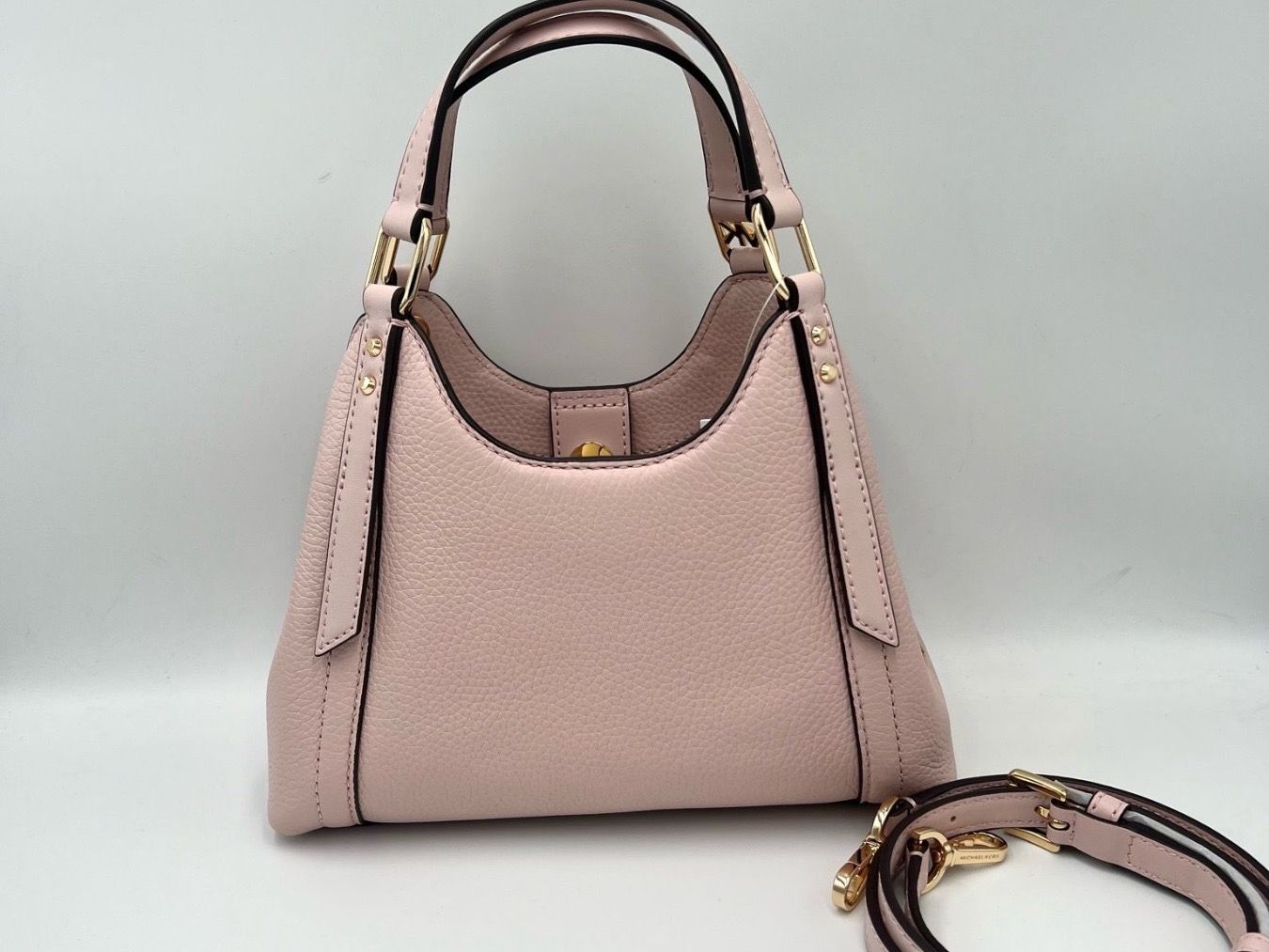 Michael Kors Sacs femmes: Michael Kors powder blush – Neuf avec emballage d'origine à Wiedlisbach par Sistershop 3