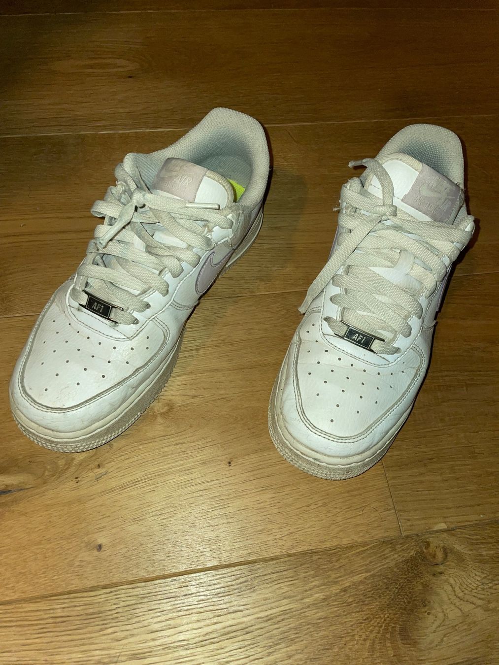 Nike Scarpe da donna: Nike Air Force 1 Schuhe – Usato da Fislisbach venduto da arse